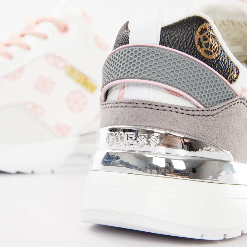 Basket de ville basse femme Guess Metz Blanc - ZESHOES