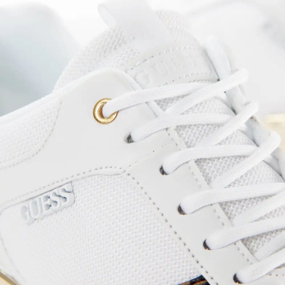 Metz Guess - 3 Metz Guess - 3