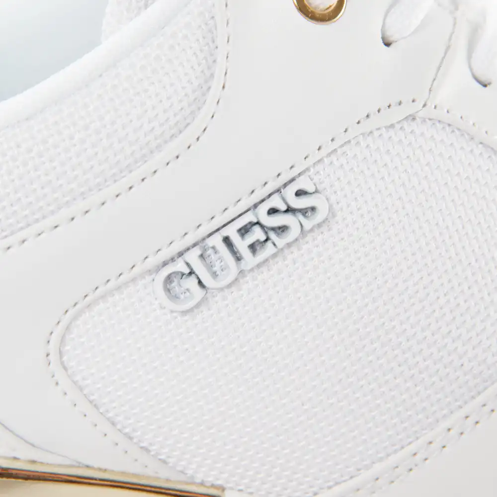 Metz Guess - 6 Metz Guess - 6