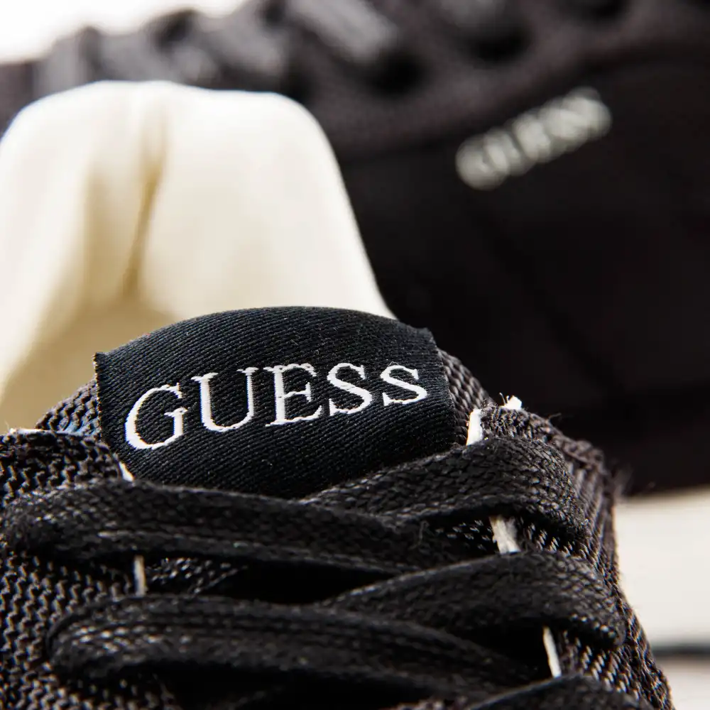 Classic black Guess - 4