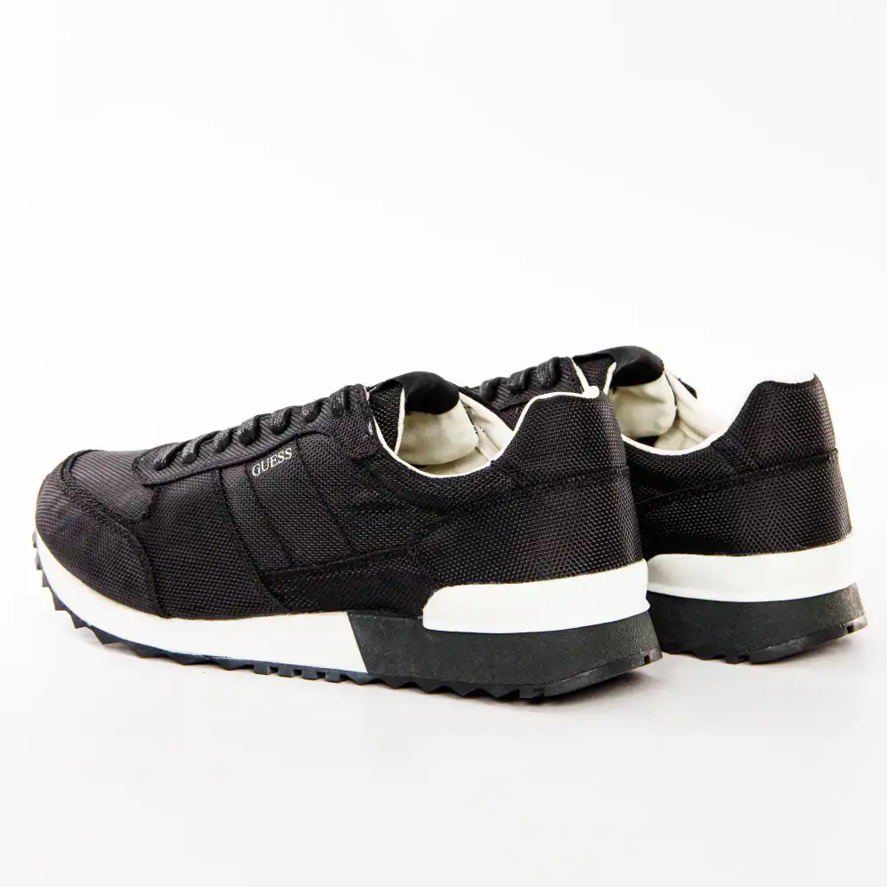 Classic black Guess - 9