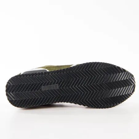 Basket basse homme Guess Camouflage Black logo triangle