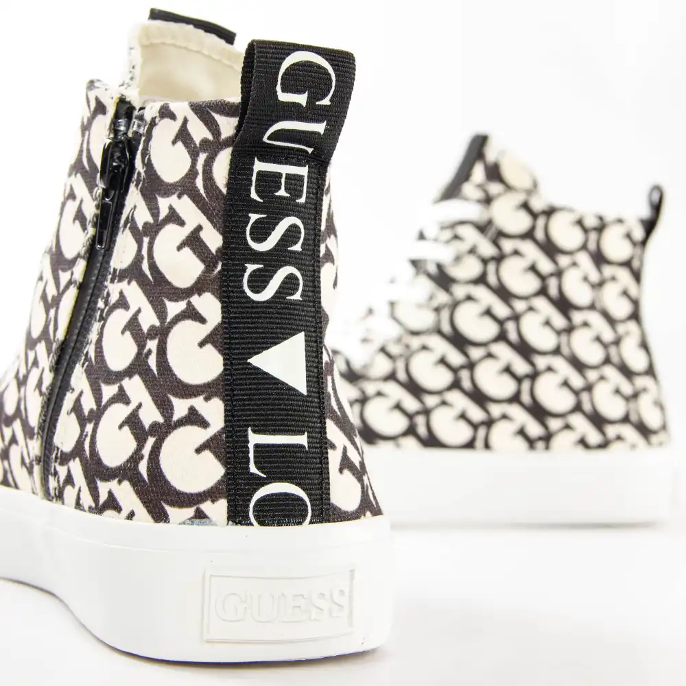 Classic old school Guess - 7