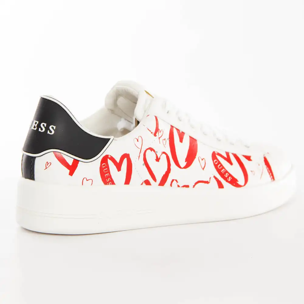 heart logo Guess - 7 heart logo Guess - 7