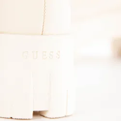 Original ivory Guess - 7