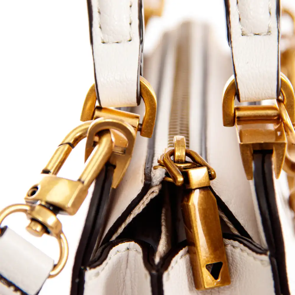 PARTNER: CREATION ref HWVB8548760-IVO PARTNER: CREATION ref HWVB8548760-IVO