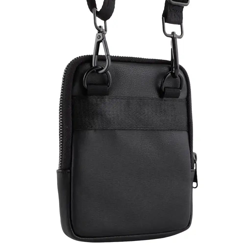 Latha logo relief Kaporal - 3 Latha logo relief Kaporal - 3