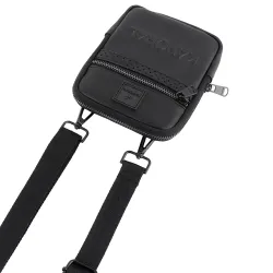 Latha logo relief Kaporal - 4 Latha logo relief Kaporal - 4