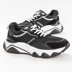 Clea B&W Guess - 2 Clea B&W Guess - 2