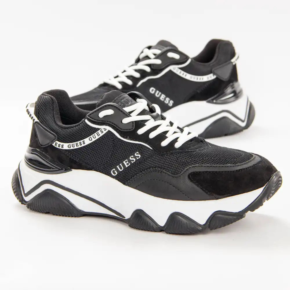 Clea B&W Guess - 2 Clea B&W Guess - 2