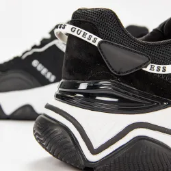 Clea B&W Guess - 8 Clea B&W Guess - 8