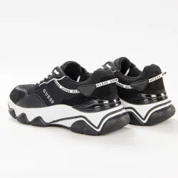 Clea B&W Guess - 9 Clea B&W Guess - 9