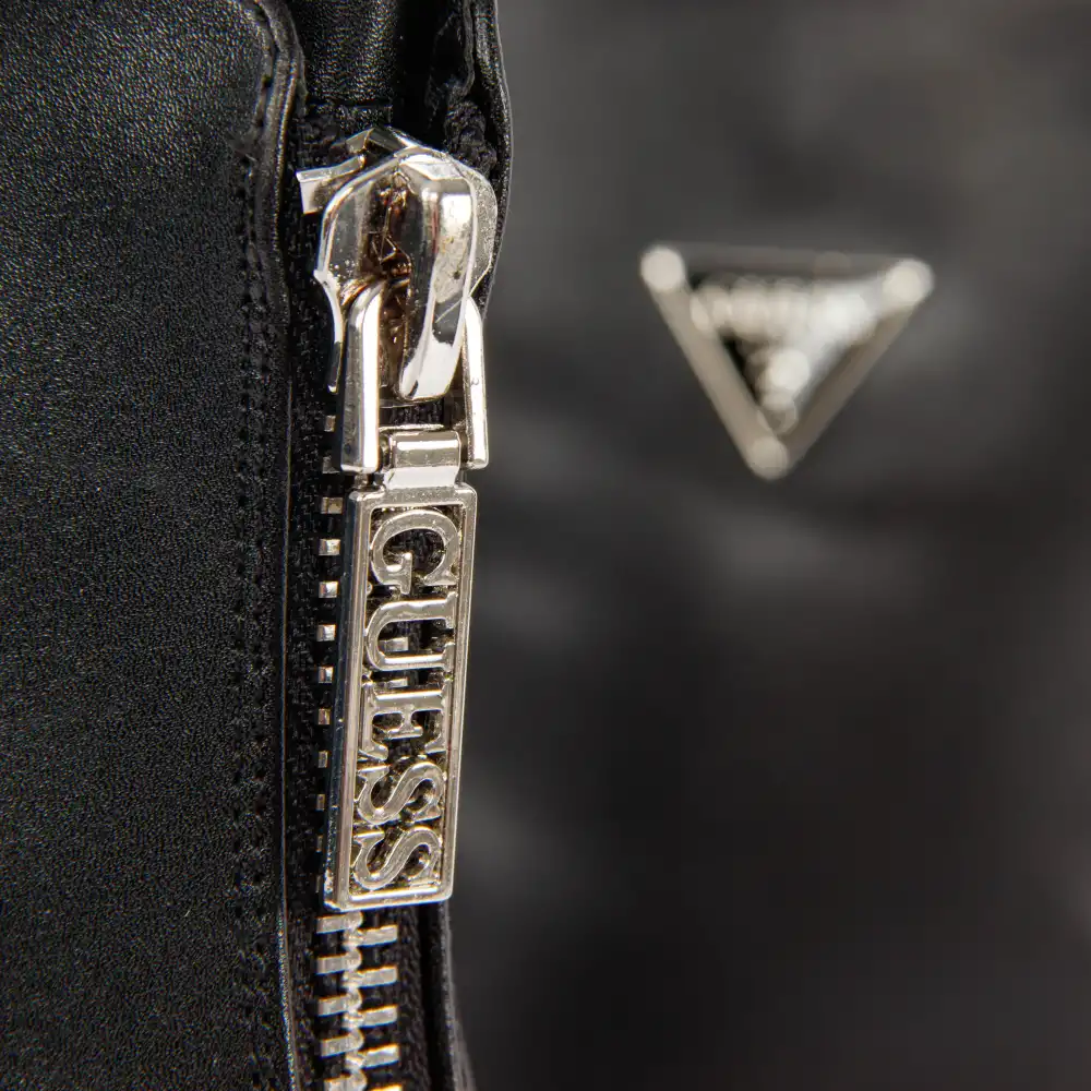 PARTNER: CREATION ref FL8LEIELE10-BLACK Guess - 3