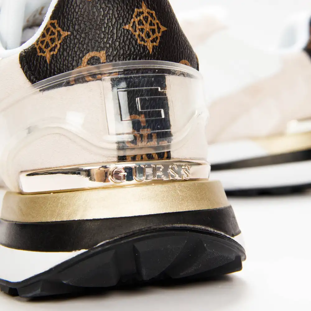 jazet Guess - 8 jazet Guess - 8