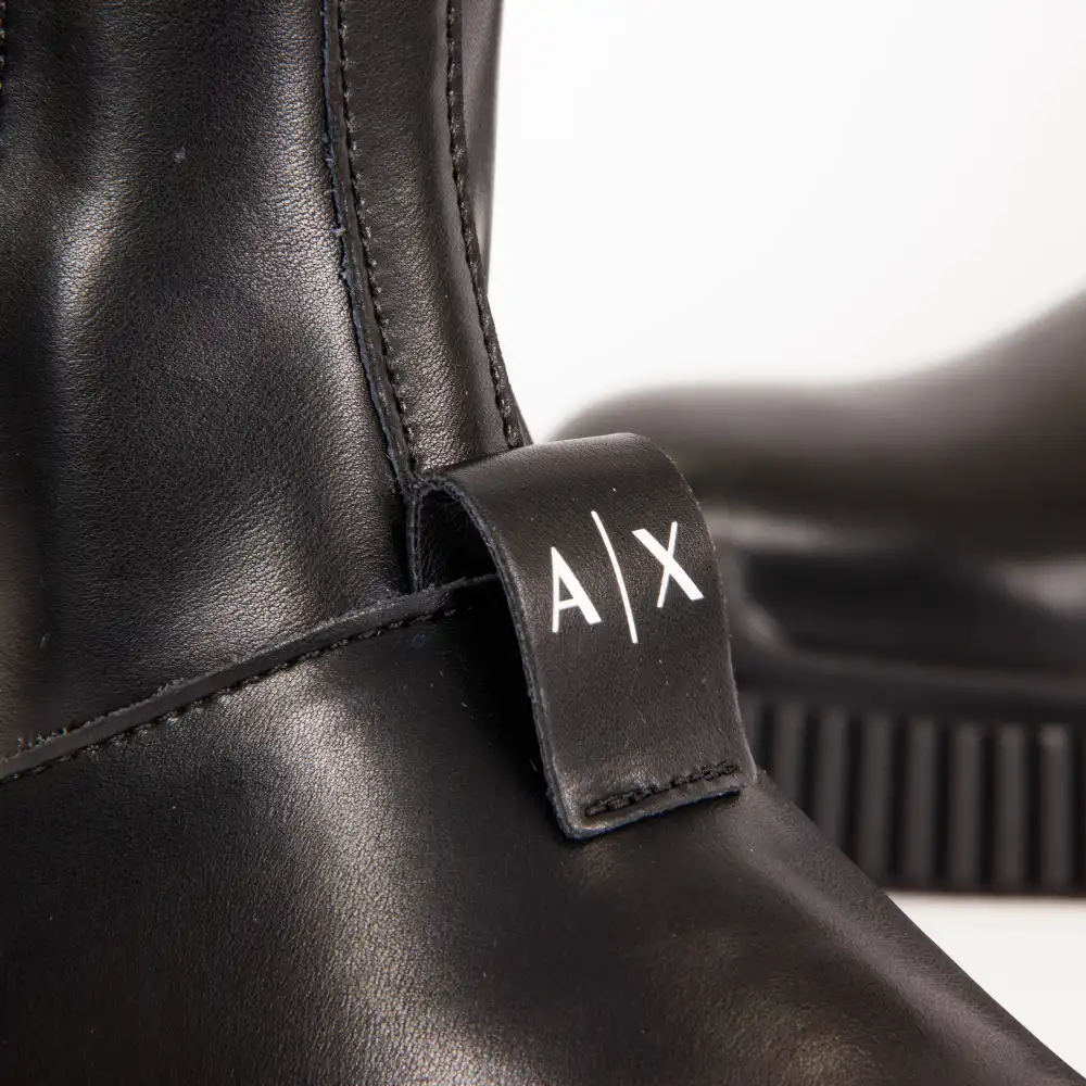 AE luxe Armani Exchange - 3 AE luxe Armani Exchange - 3