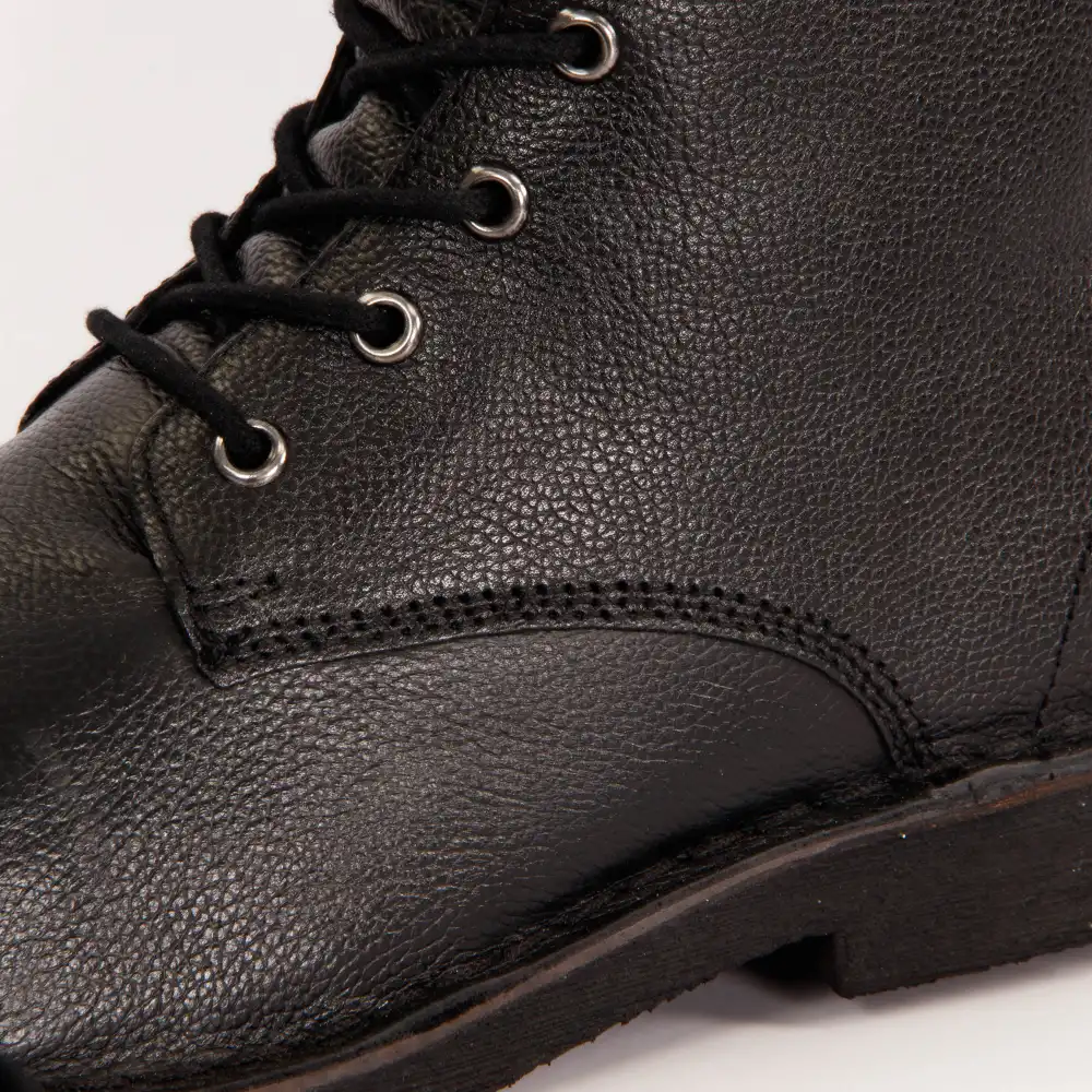 Track Levis - 5 Track Levis - 5