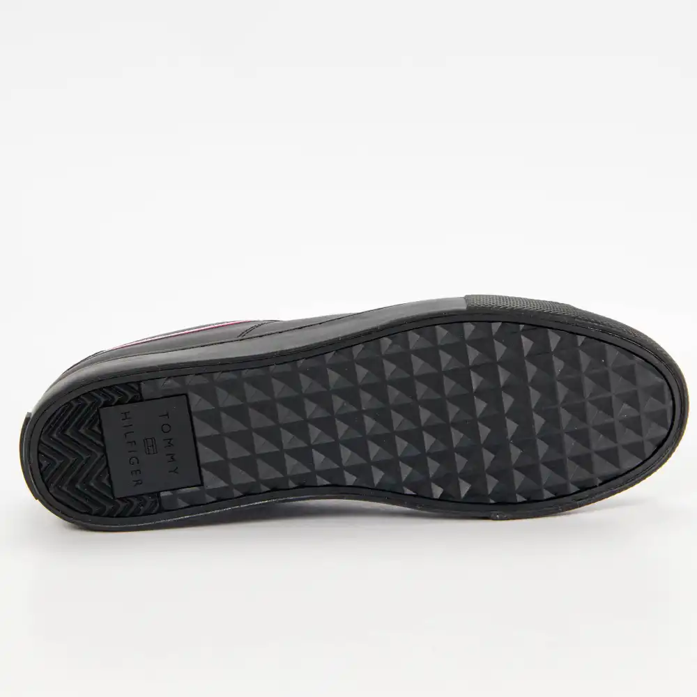 Essential Tommy Jeans - 6 Essential Tommy Jeans - 6